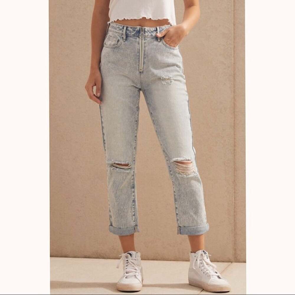PacSun Light Ellie Wash Distressed Zip Mom Jeans Womens 28